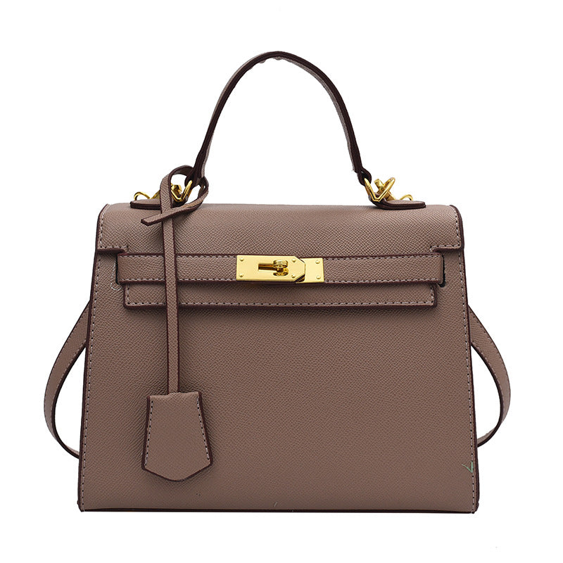 Bolso Kelly de PU color caramelo, cruzado de hombro