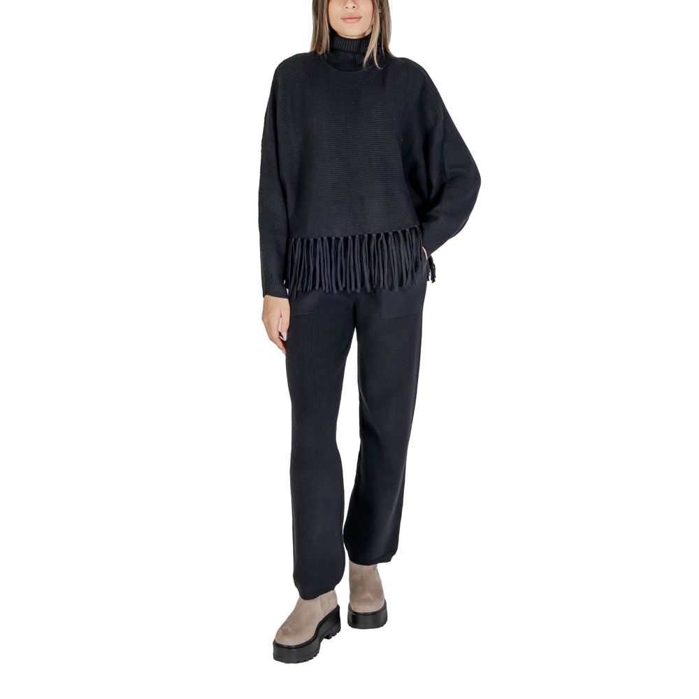Cleré Black Viscose Turtleneck