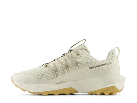 White New Balance Tektrel Sneaker - Hombre