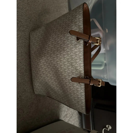 VCOLL Bolso tote Michael Kors Vanilla MK negro