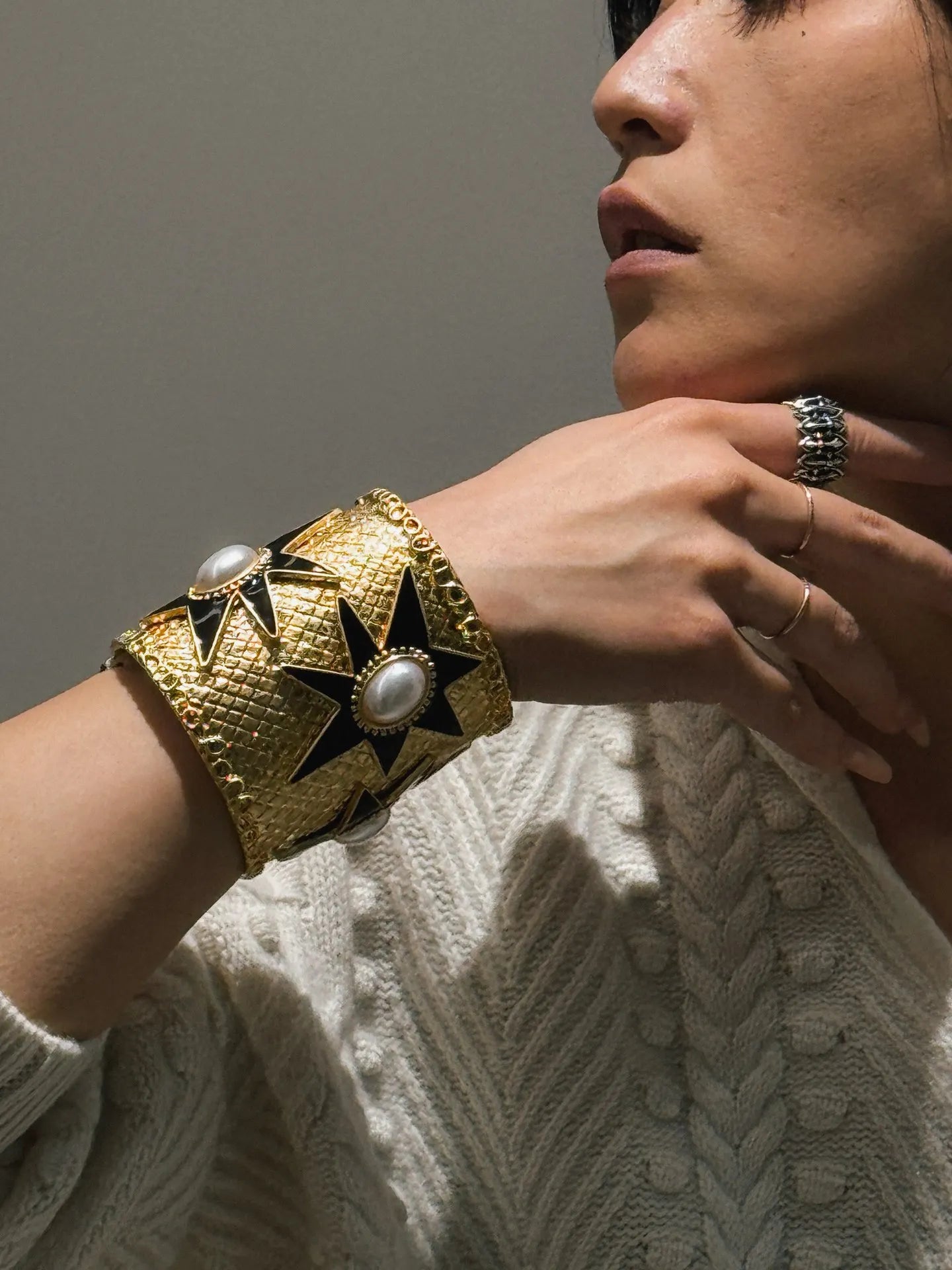 Pulsera retro de estrella de mar de la serie medieval de moda con personalidad retro francesa