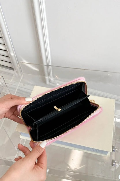 Cartera rectangular de pelusa de color sólido