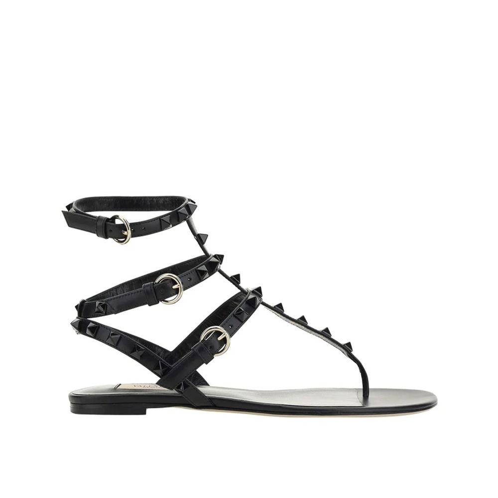 Valentino Garavani Rockstud Flip-Flop Sandlas