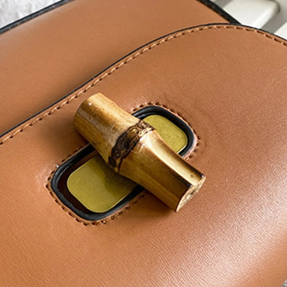 Bolso bandolera vintage con asa de bambú, de cuero