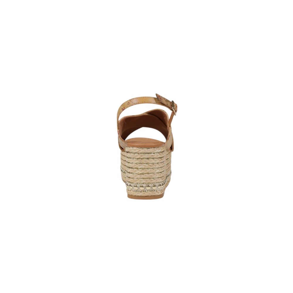 Alviero Martini Prima Classe Beige Polyethylene Sandal