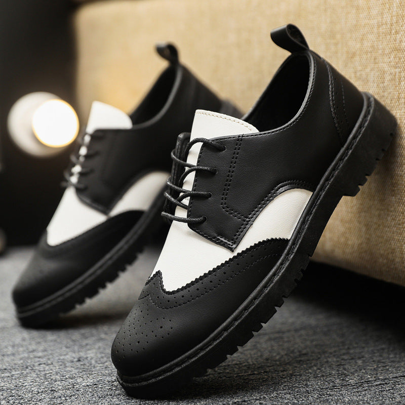 Zapatos para hombre de cuero. Estilo inglés