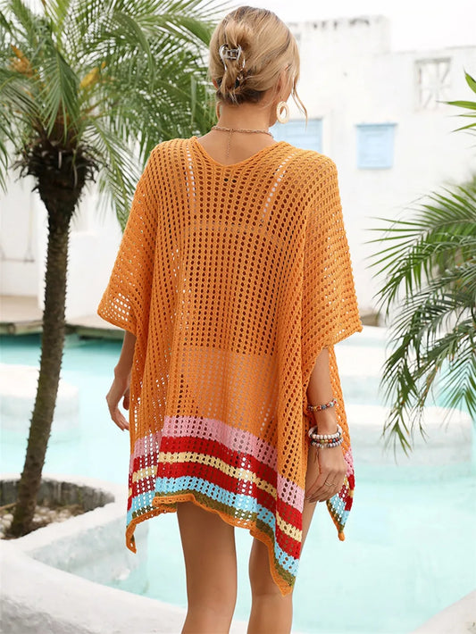 Vestido playero de media manga con escote en V calado y abertura