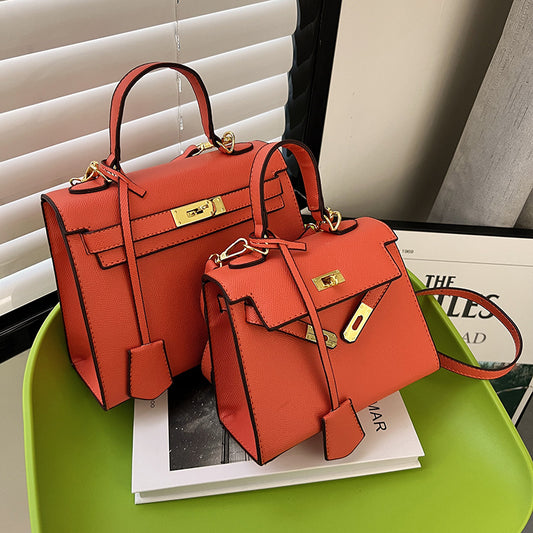 Bolso Kelly de PU color caramelo, cruzado de hombro
