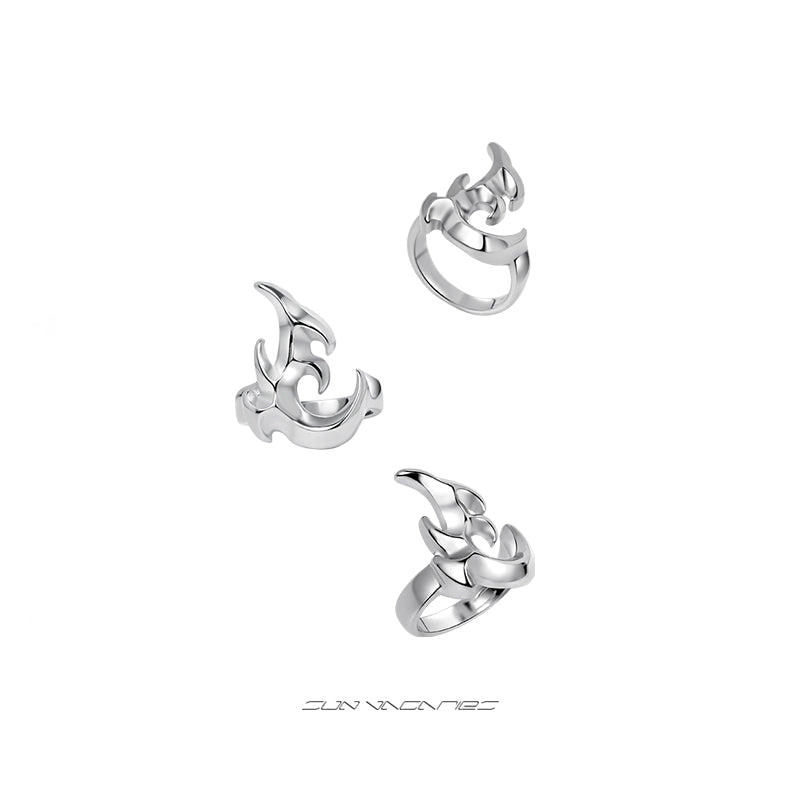 Anillo de acero de titanio tridimensional con llama de tótem original